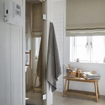 Luxus- Ostseeferienhauser Im Reetdorf Geltinger Birk Casa vacanze *