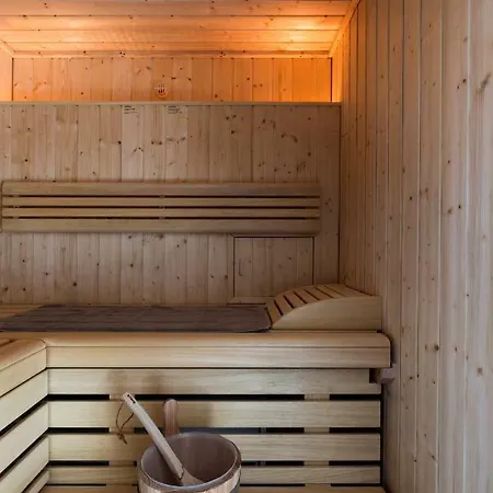 Casa vacanze Luxus- Ostseeferienhauser Im Reetdorf Geltinger Birk *