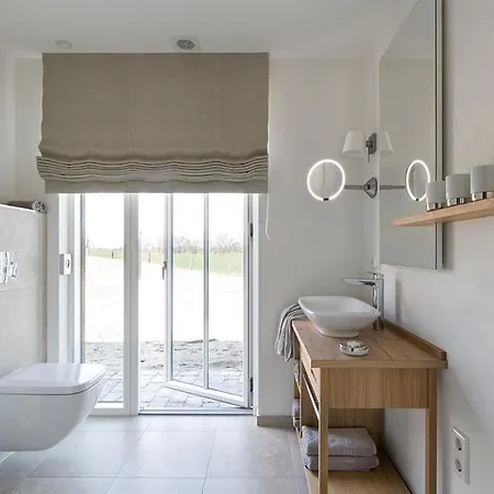 Luxus- Ostseeferienhauser Im Reetdorf Geltinger Birk Casa vacanze Nieby (Nieby, Schleswig-Flensburg)